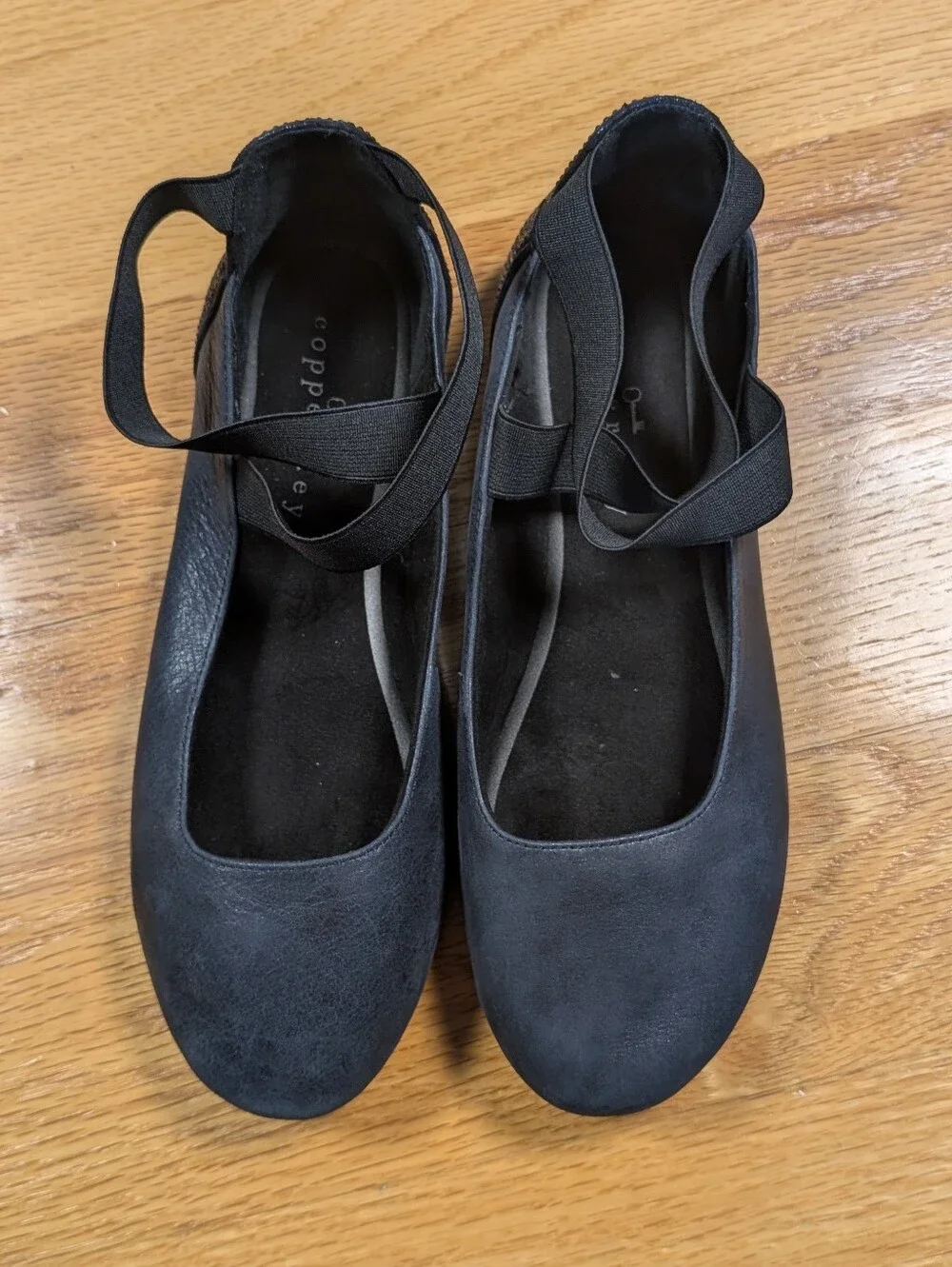 Copper Key - Girls' Loviee Black Leather W/Rhinestones Ballet Flats Size 4